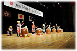 幼年消防クラブによる和太鼓演奏